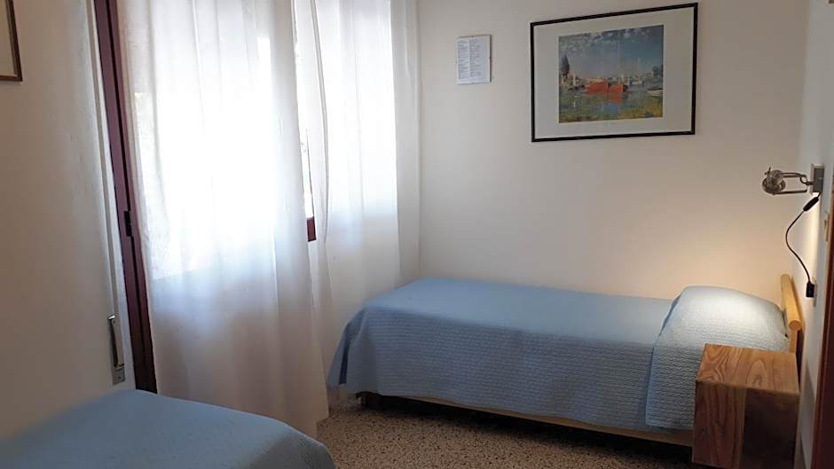 Hotel Villa Dina