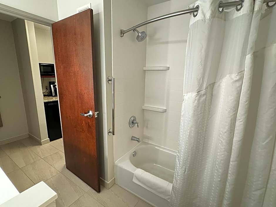 Holiday Inn Express Hotel & Suites St. Paul - Woodbury By IHG