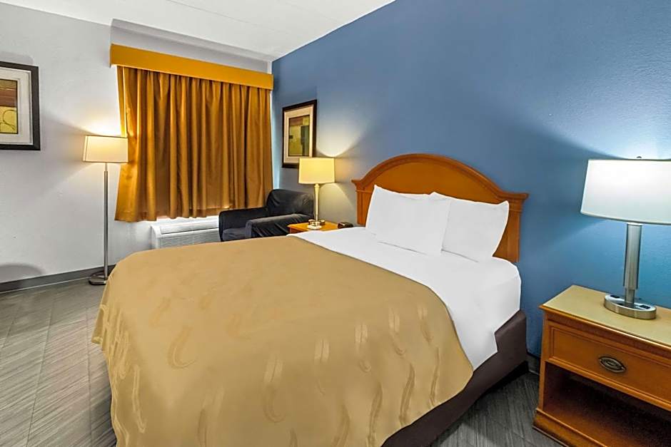 Quality Inn & Suites CVG Airport
