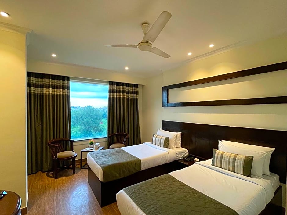 Hotel Royale Residency