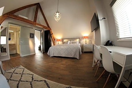 Loft Suite