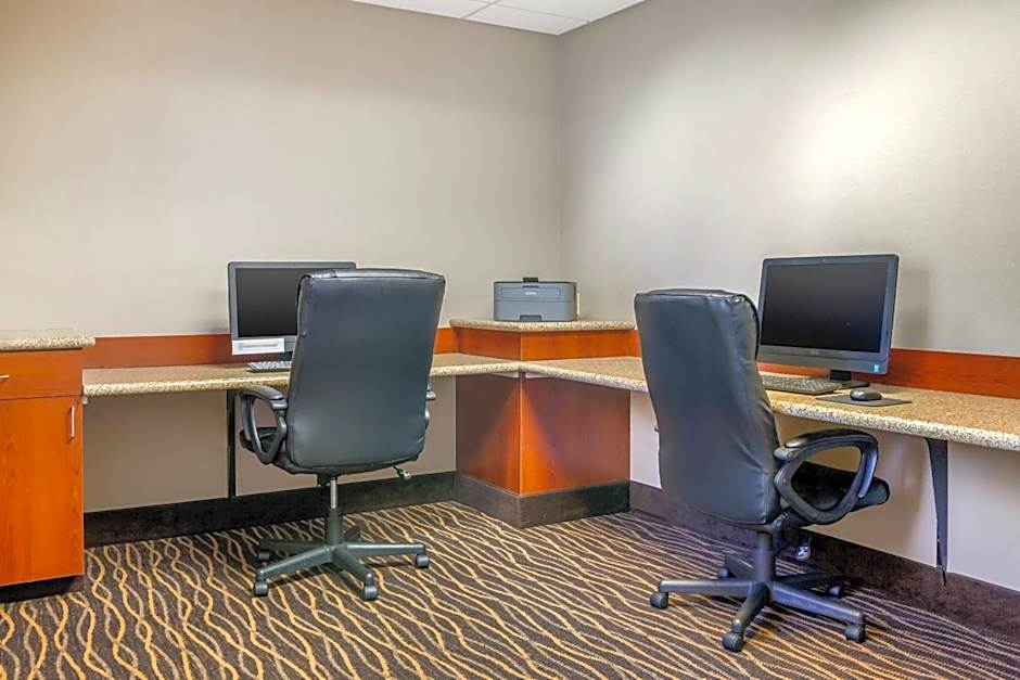 Sleep Inn & Suites Milwaukee Airport