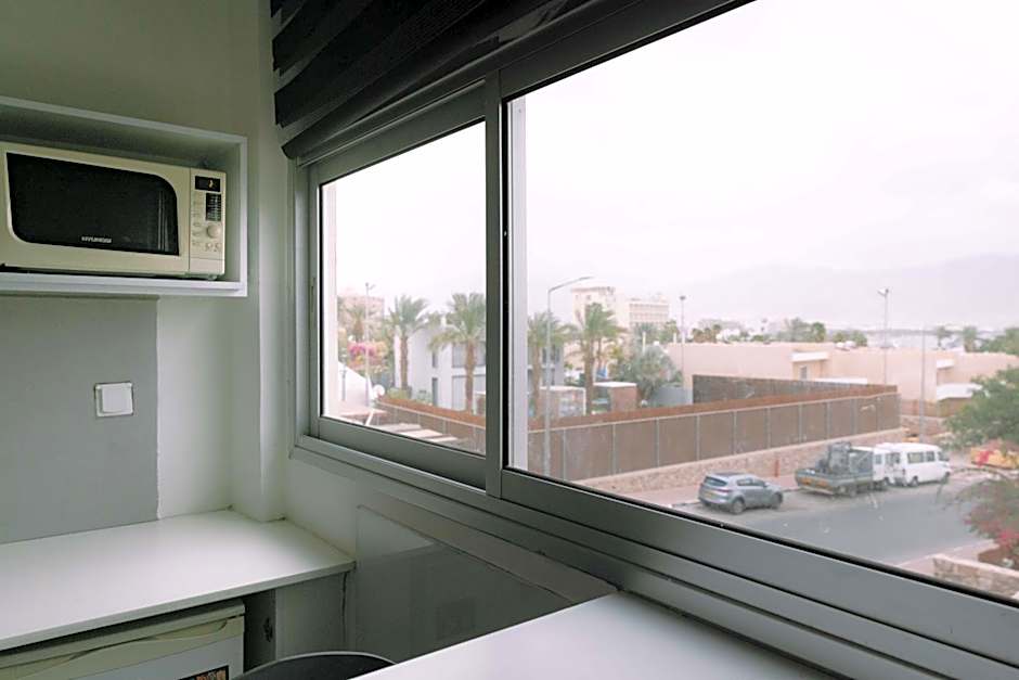 Rich Luxury Suites - Renovated