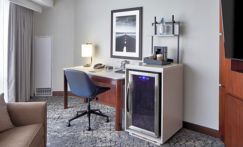Sheraton Indianapolis Hotel at Keystone Crossing