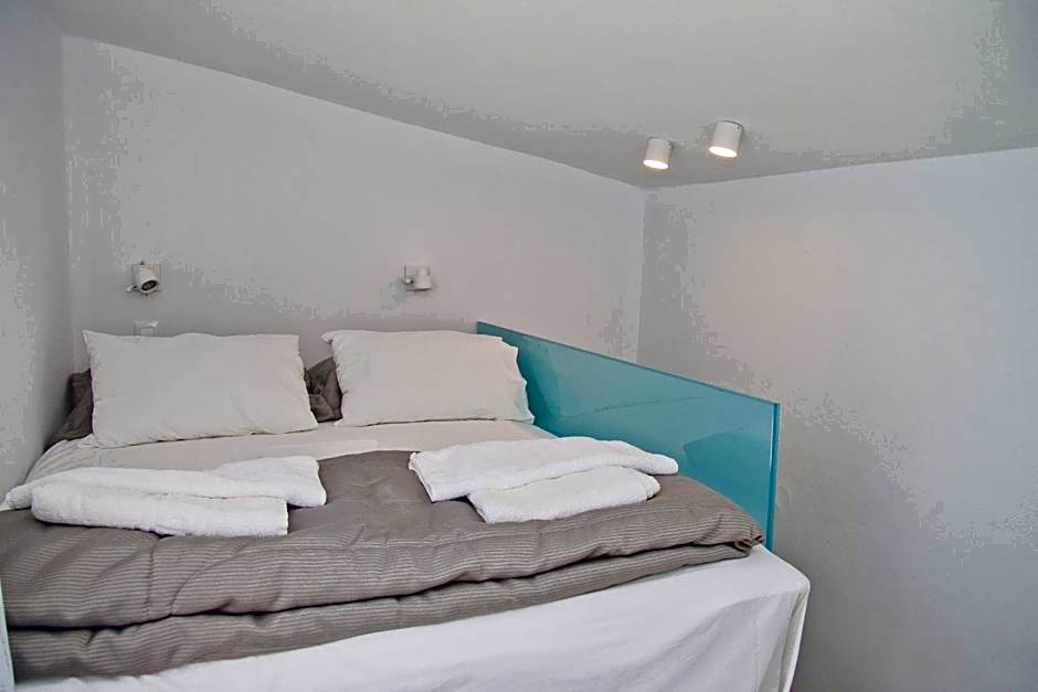 Christina Beach Hotel