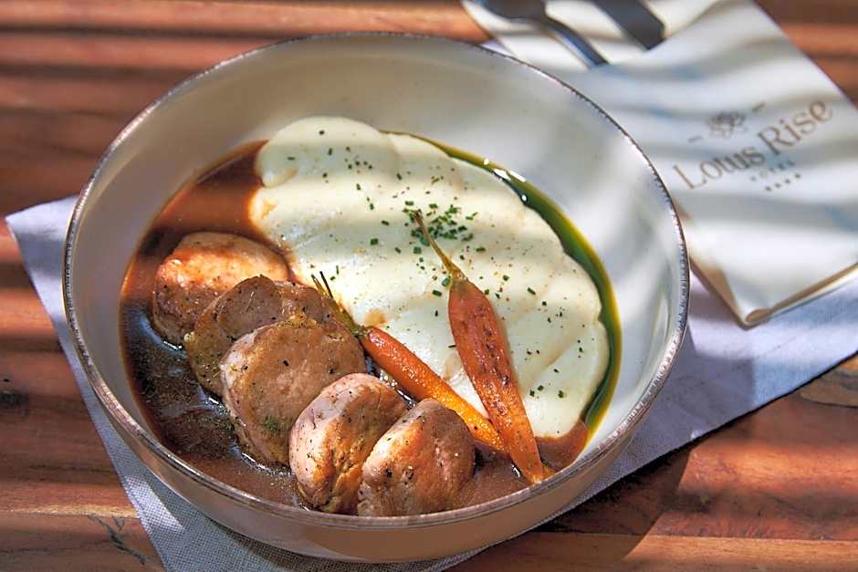 Lotus Rise Hotel - Adults Only