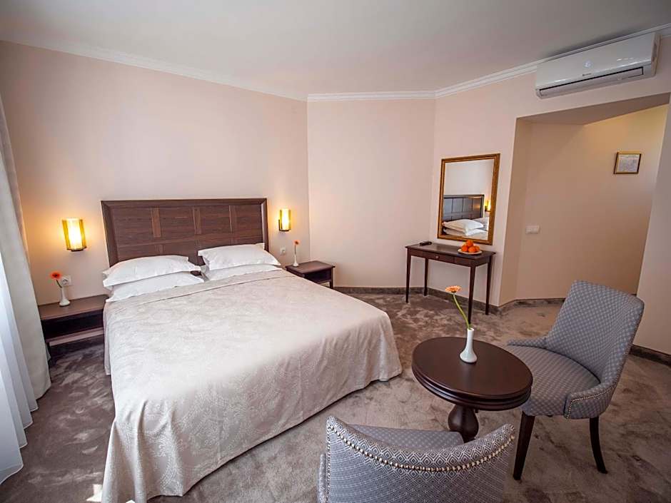 The Moon Boutique Hotel