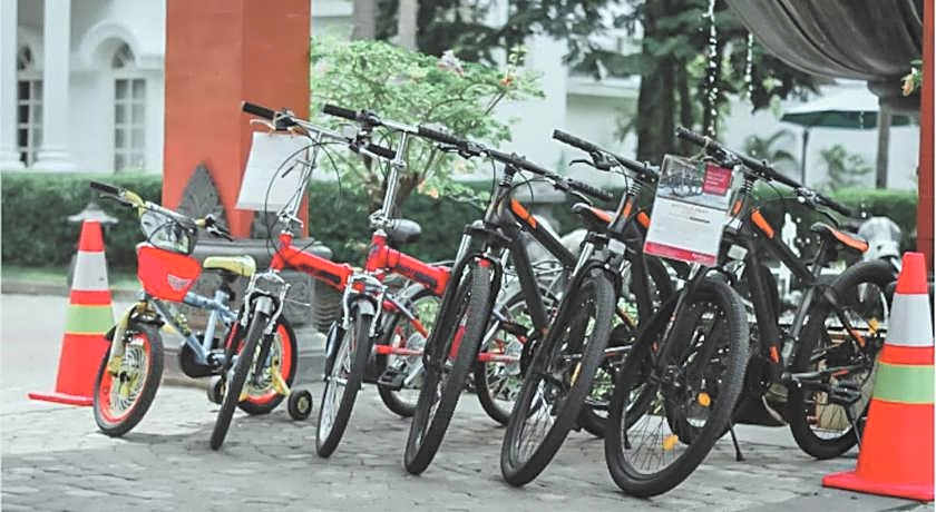 Ramada Suites By Wyndham Solo