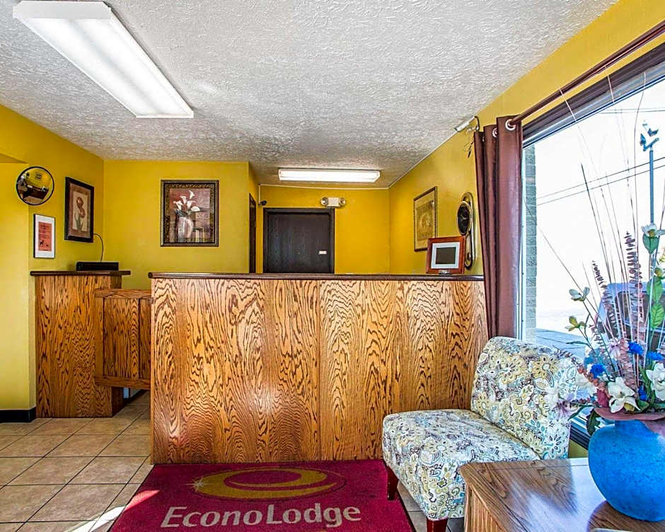 Econo Lodge near Missouri University of Science and Technology
