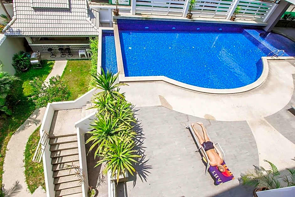 The Place Pratumnak by Pattaya Sunny Rentals