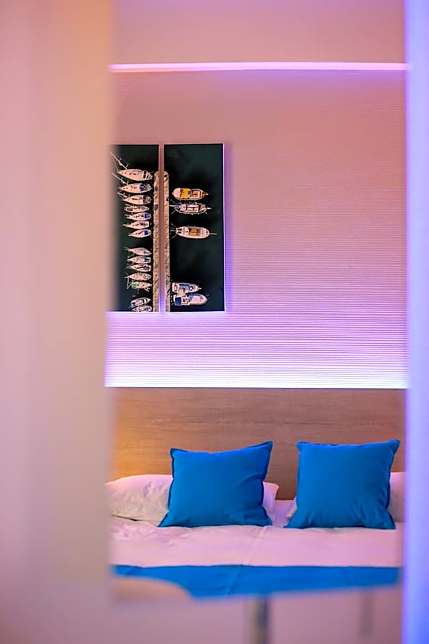 Les Palmiers Beach Boutique Hotel & Luxury Apartments