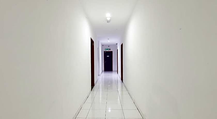 Super OYO 1163 Hotel Pulai