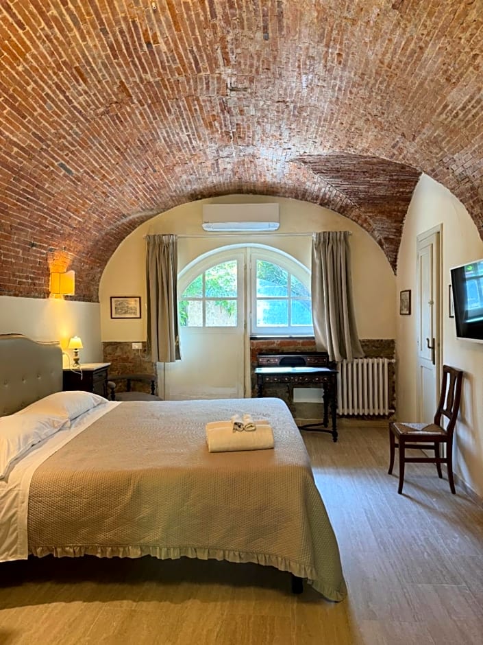 Hotel Villa Sermolli