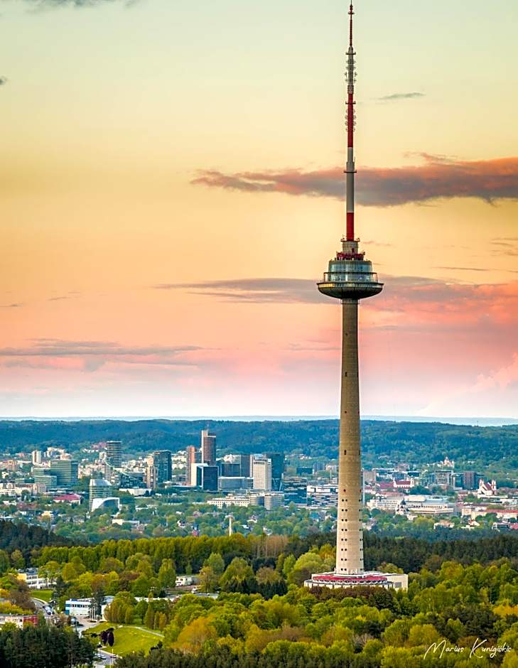 Vilnius TV Tower Apartments DEBESYS
