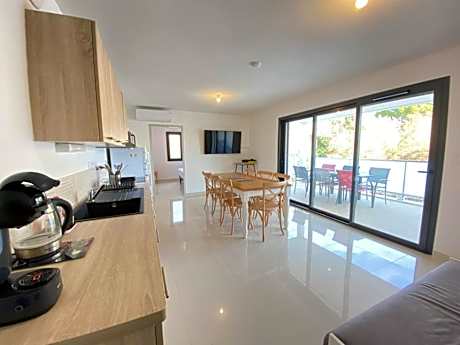 T3 avec grande terrasse et parking