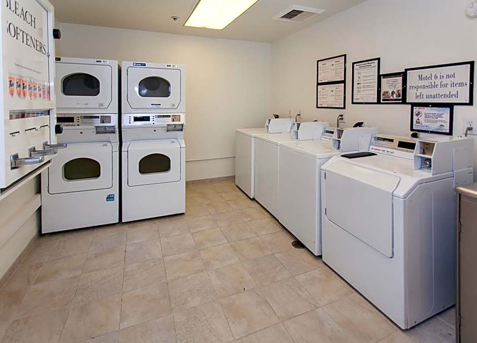 Motel 6-Los Angeles, CA - Los Angeles - LAX
