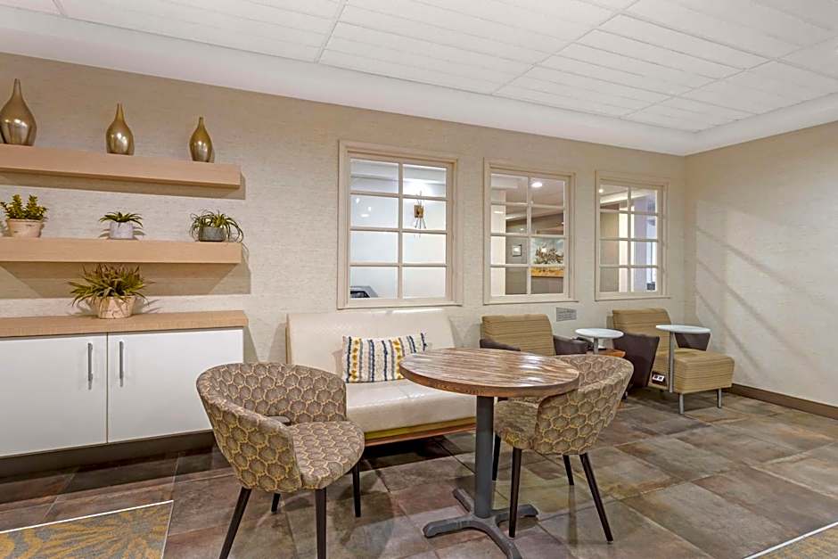 Best Western Plus Grant Creek Inn