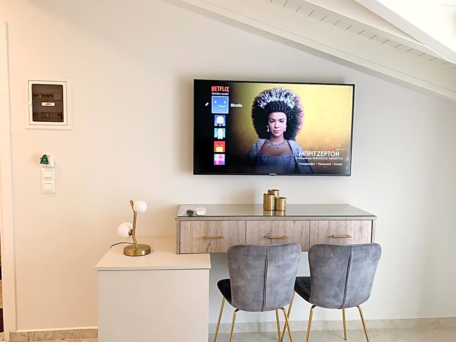 Rouchotas Apartments