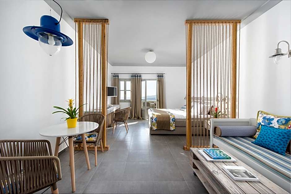 Caldera's Dolphin Suites