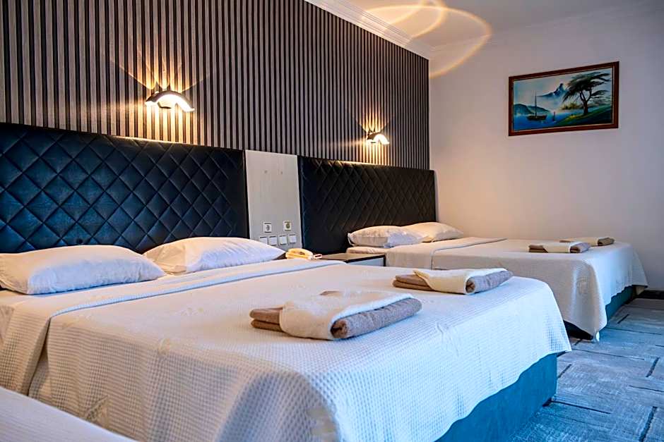 Mustis Royal Plaza Hotel