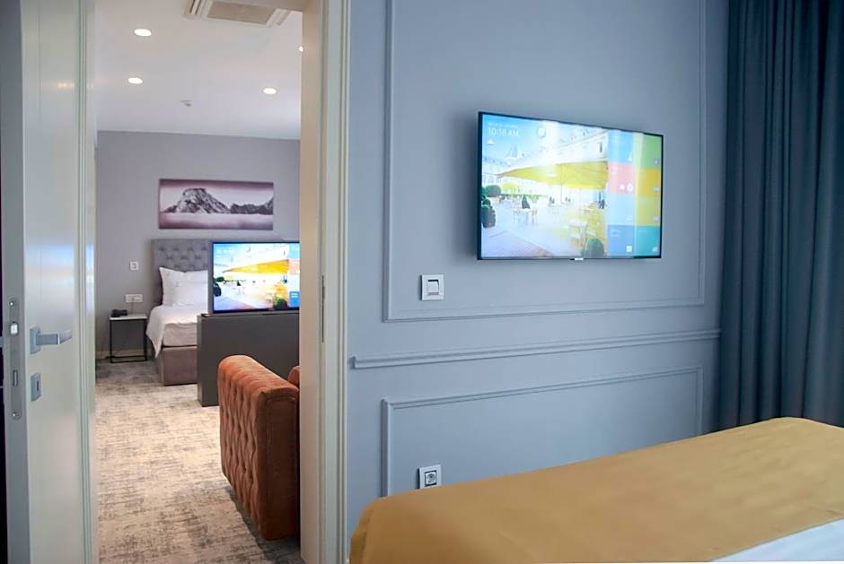 H41 Luxury Suites