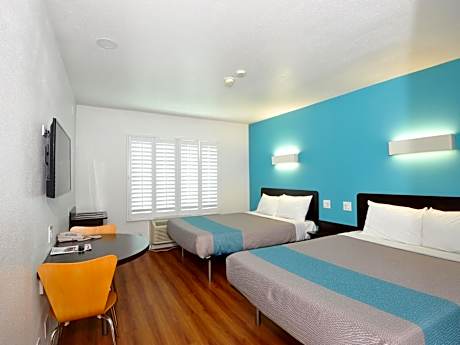 Motel 6-Fountain Valley, CA - Huntington Beach Area