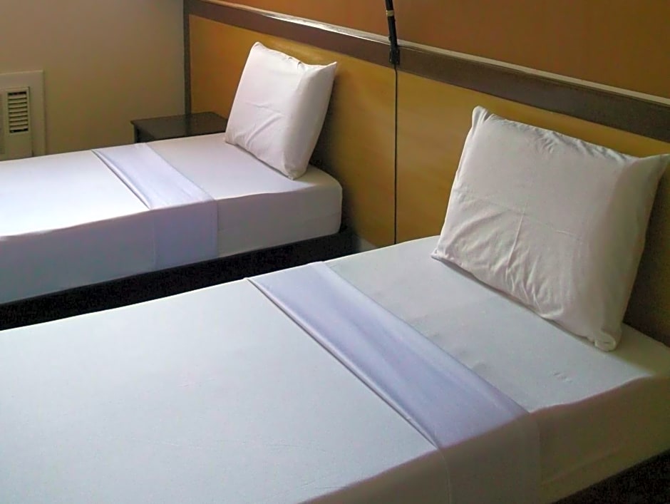 Ruemango Apartelle and Suites