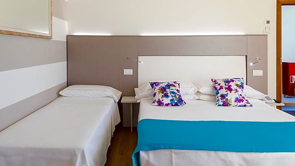 UNA HOTELS Imperial Beach Hotel