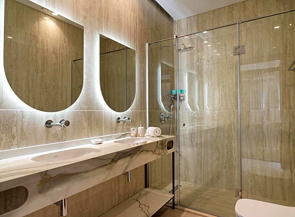 LIV Mackenzie Beach Suites Larnaca ADULTS ONLY