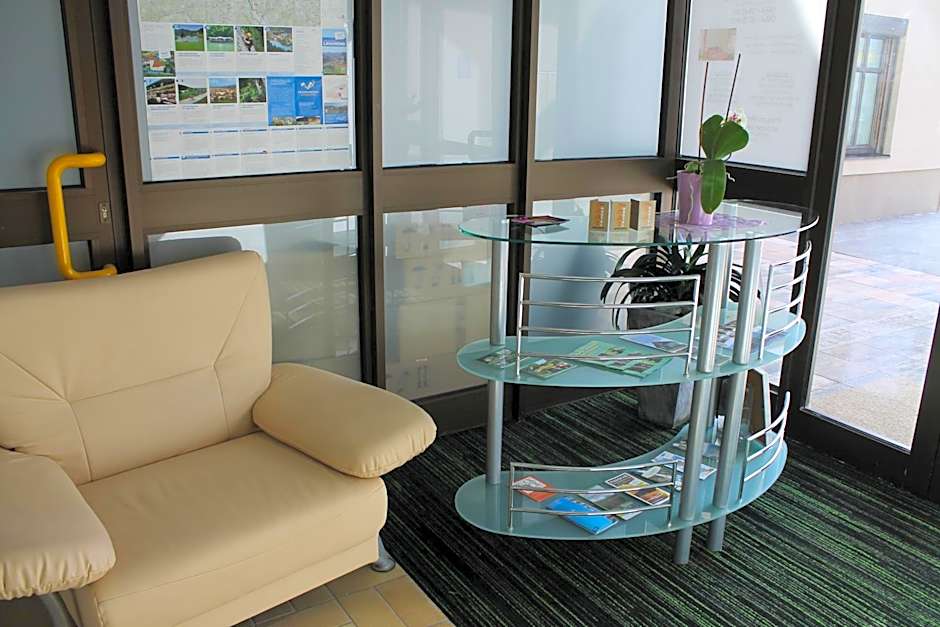 Post Hostel For Youth, Students and Pilgrims