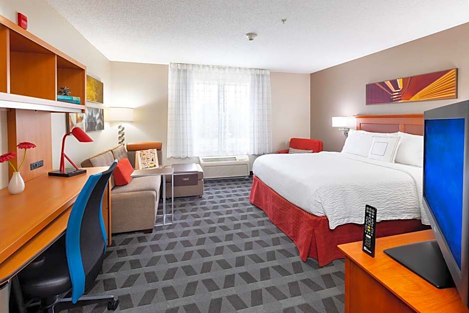 TownePlace Suites by Marriott Bowie Town Center