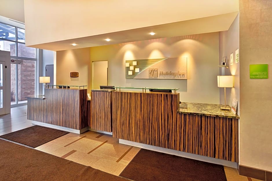 Holiday Inn Hotel Detroit Metro Airport, an IHG Hotel