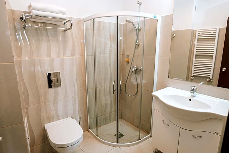 Hotel Duke Armeneasca - Ex Tempo