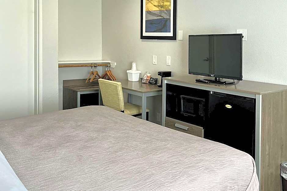 Quality Inn Tracy I-205