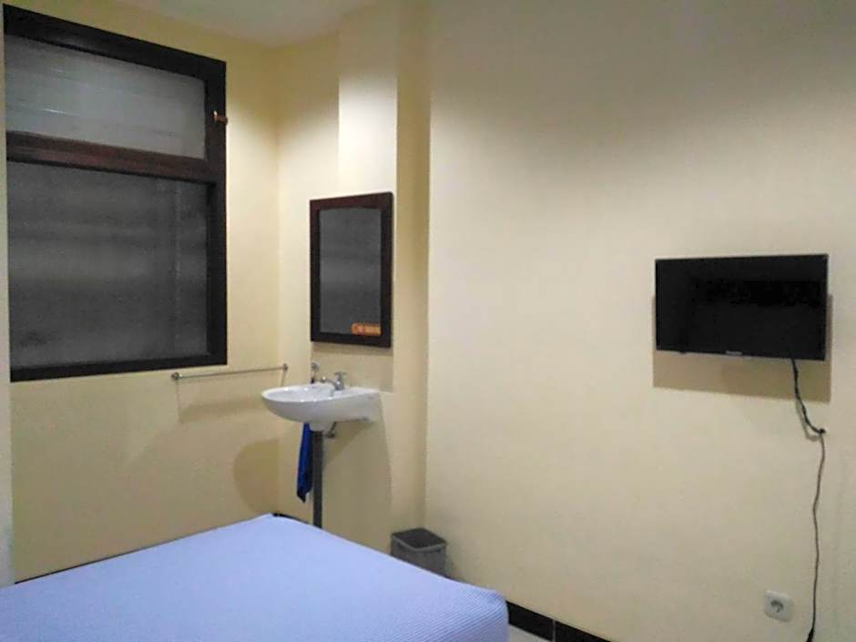 Photo 1 of 3 of Standard 2 Beds
