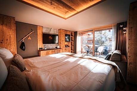 Panorama Deluxe Room with Matterhorn View