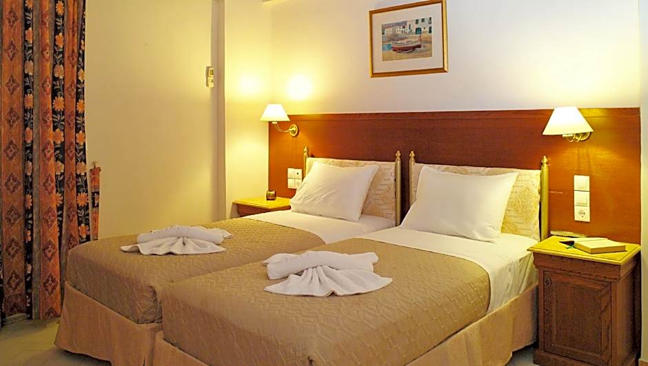 Camelot Royal Beds by Checkin