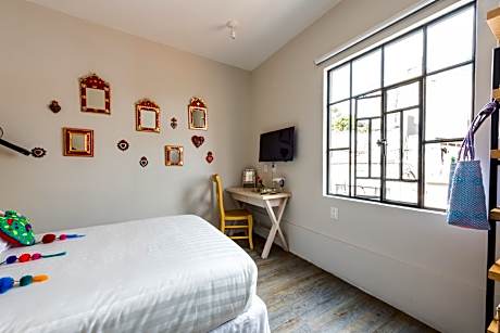 Double Room with External Private Bathroom