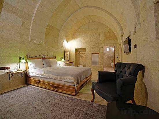 Design Cave Hotel
