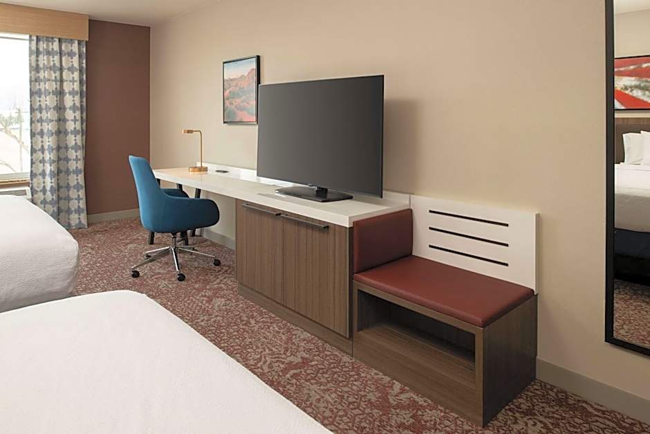 Hilton Garden Inn Fontana