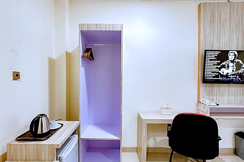 RedDoorz Plus at GNG Hotel El Tari Airport Kupang