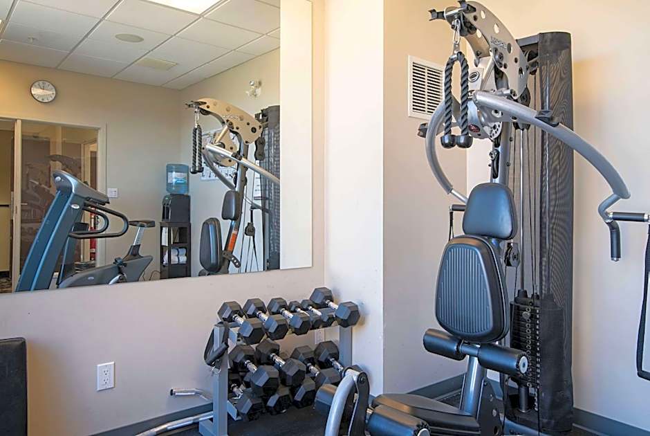 Super 8 by Wyndham Kamloops BC