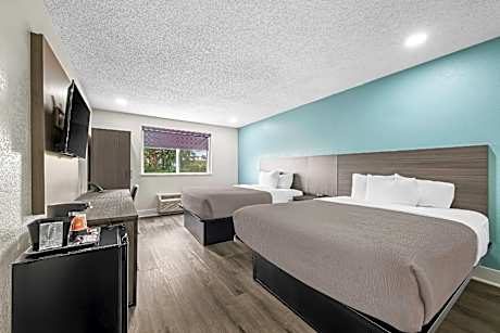 2 Queen Beds Nonsmoking