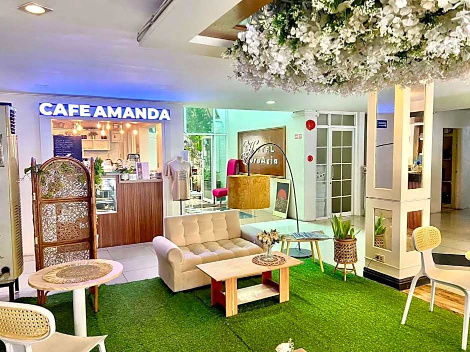 Hotel Euroasia by Bluebookers