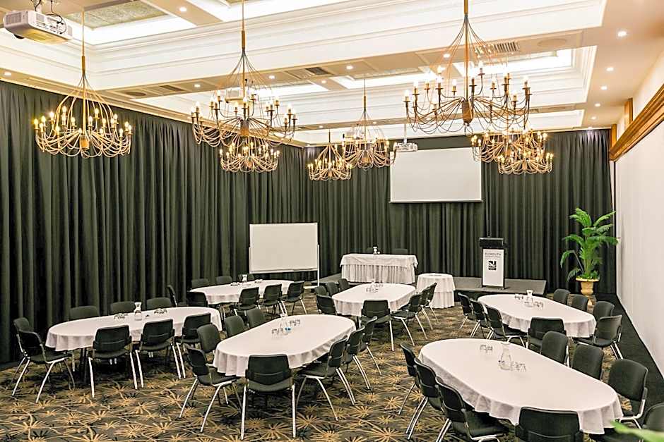 Plymouth International