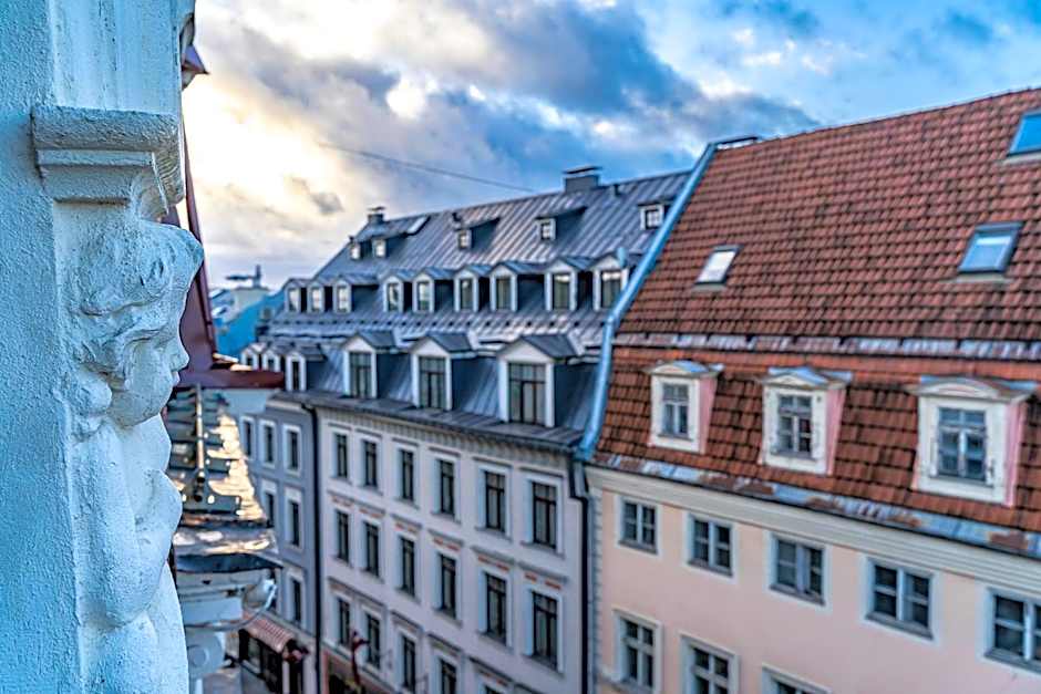 Blue Bird Boutique Hostel - Riga Old Town