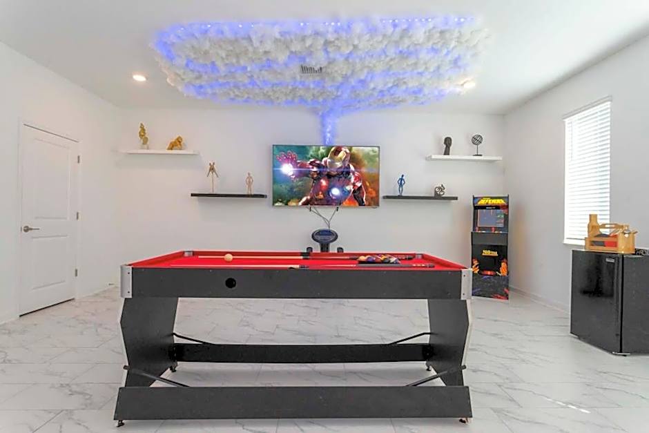 Super nice and spacious 9BDR home