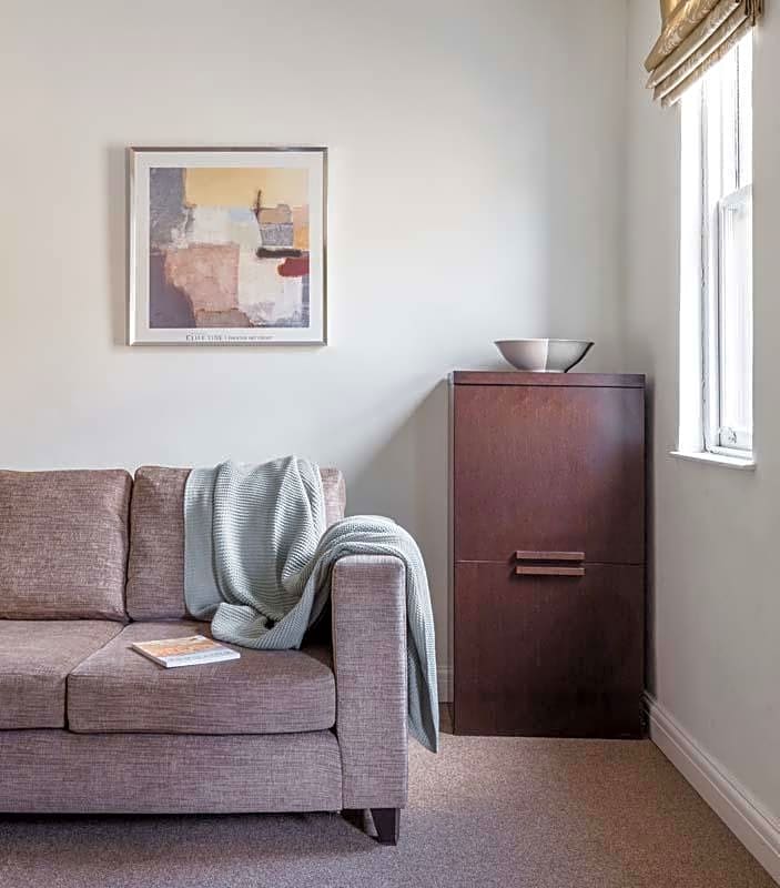 SACO Bath - St James Parade