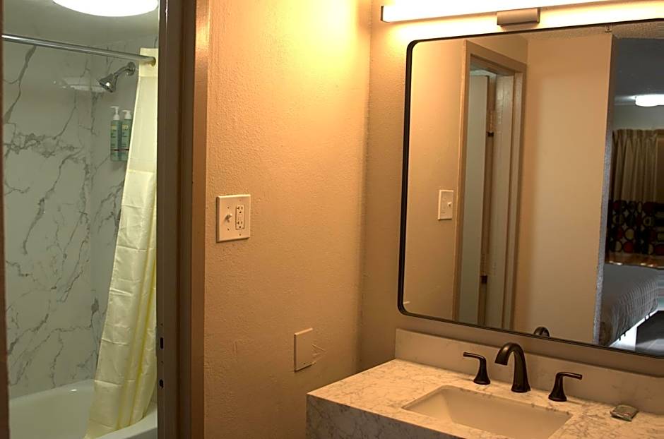 SureStay by Best Western Atlanta Northeast