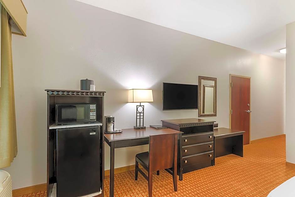 BEST WESTERN PLUS HOPEWELL FORT LEE